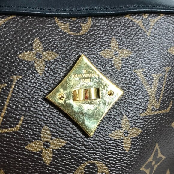 LOUIS VUITTON Black Monogram Canvas Pochette Shoulder Bag - Picture 13 of 15